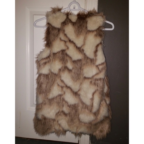 Fur Vest - Picture 2 of 3
